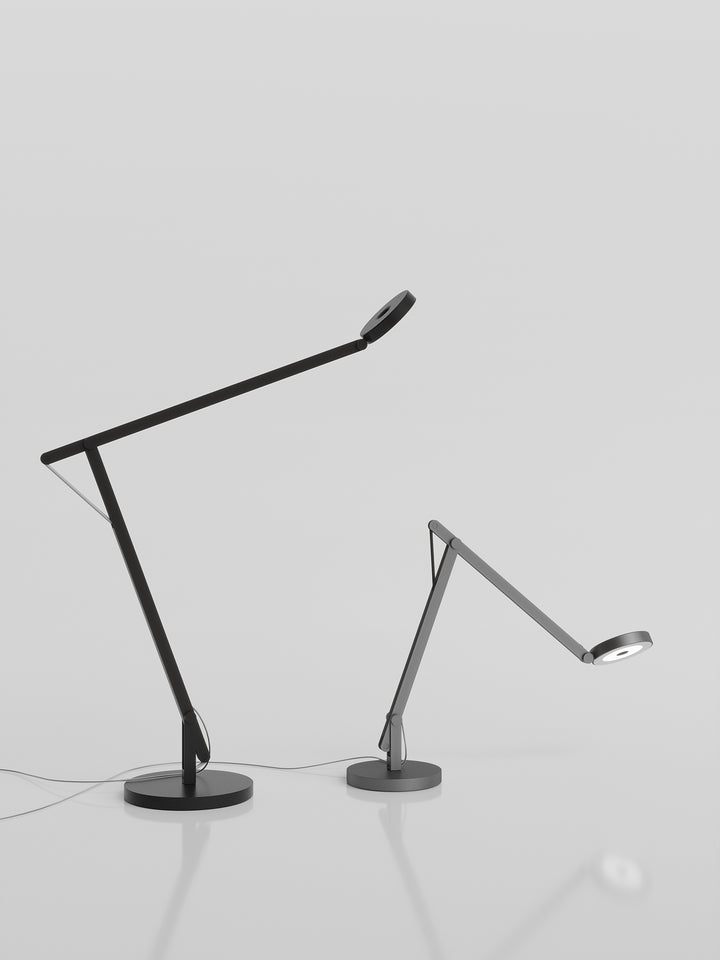 String Mini T1 Table Lamp