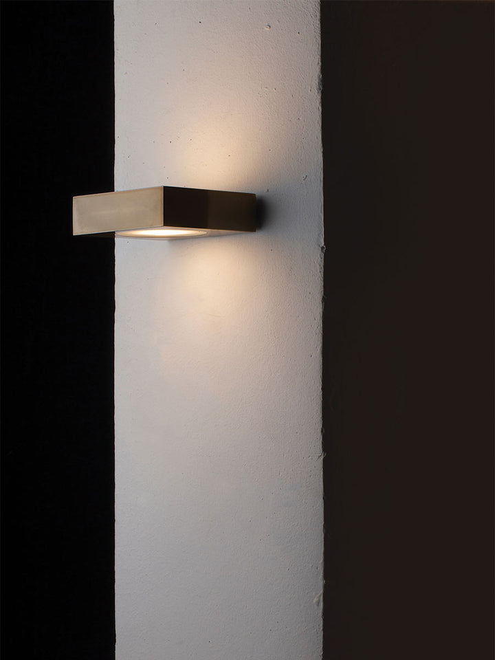 Fix Wall Light