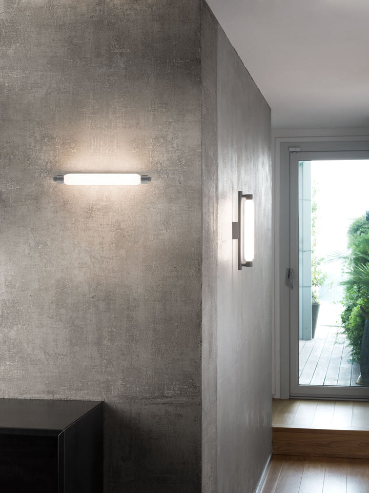 La Roche Wall Light