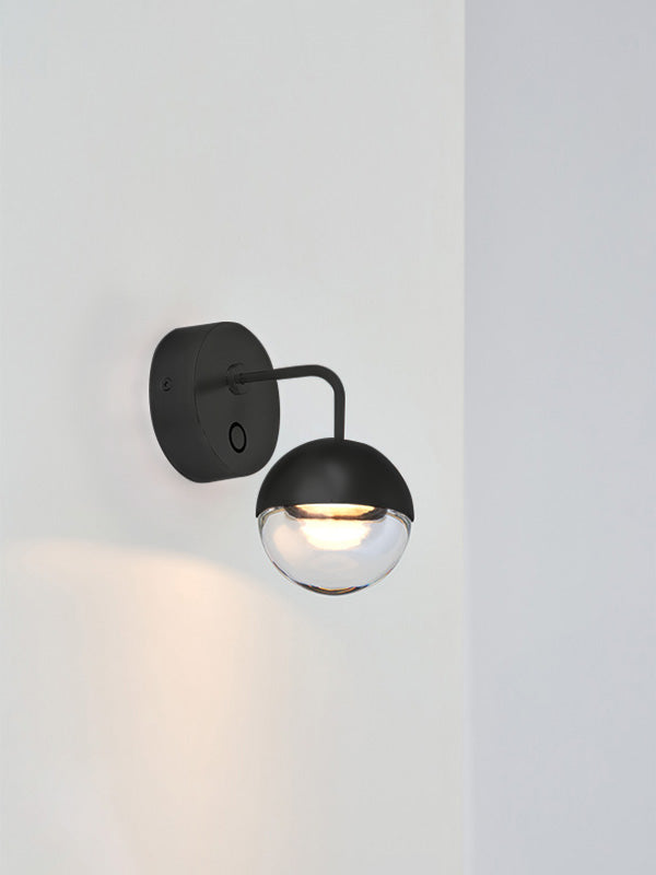 Dora Wall Light