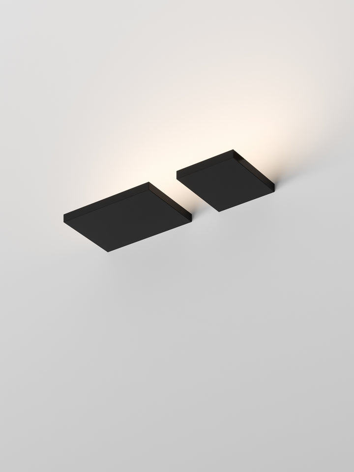 CM2 Wall Light