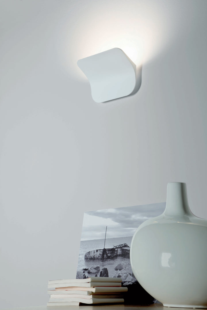 Tide Wall Light