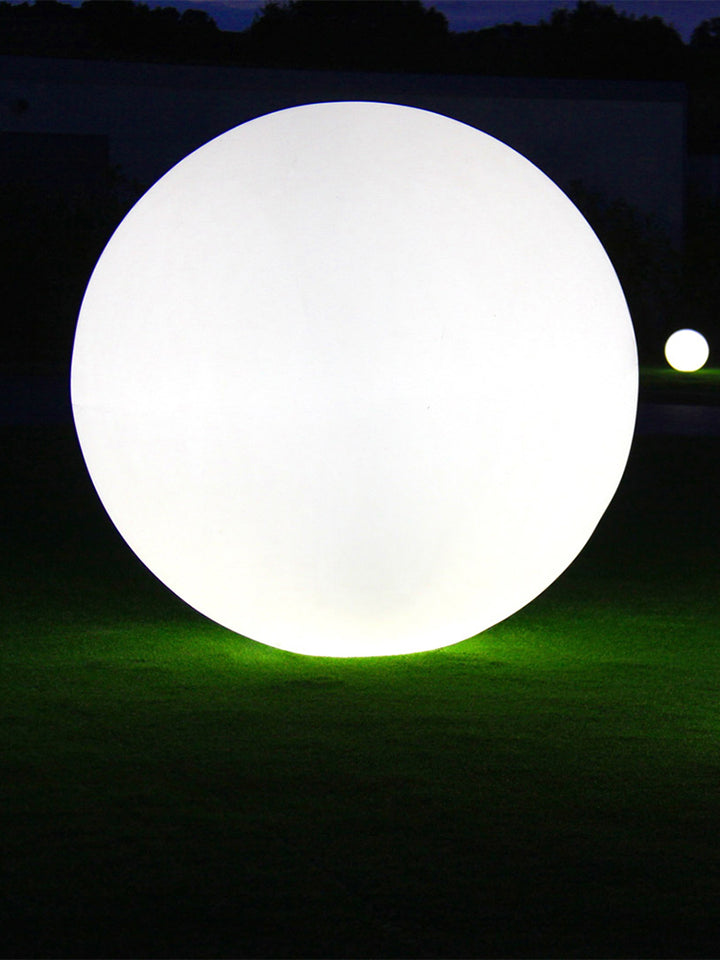 Globo Outdoor Floor Lamp