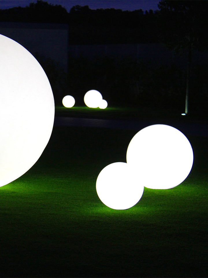 Globo Outdoor Table Lamp