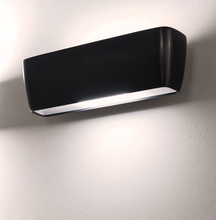 Flaca Wall Light