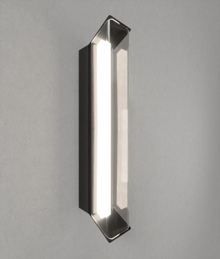 Regula Wall Light